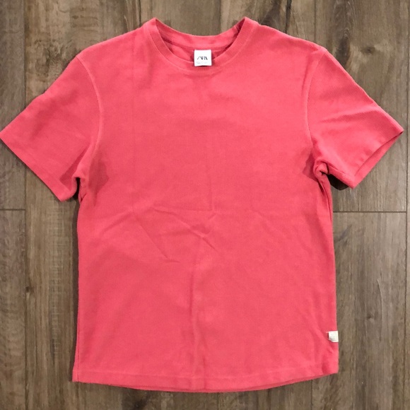 Zara Tops - ZARA Textured Jacquard Knit Short Sleeve Tee